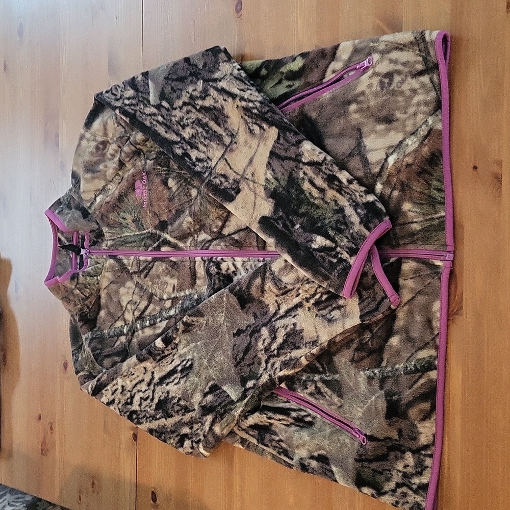 Mossy Oak fleece jacket